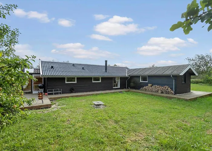 Tv1202-bindslev-havtornvej-1 Дом отдыха *